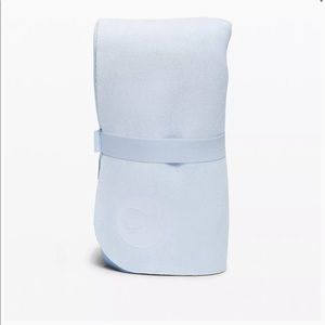 Lululemon travel yoga mat in marble